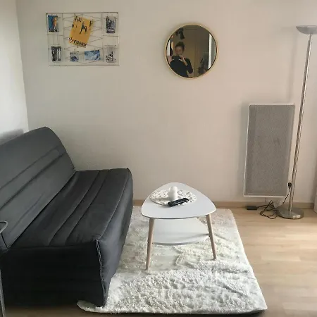 Studio Centre Station Le Pluton Apartment *